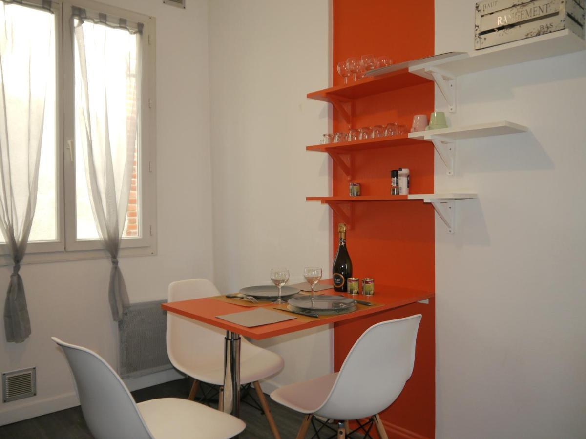 Appartement Hypercentre Tarbes - 2 Grandes Chambres Екстериор снимка